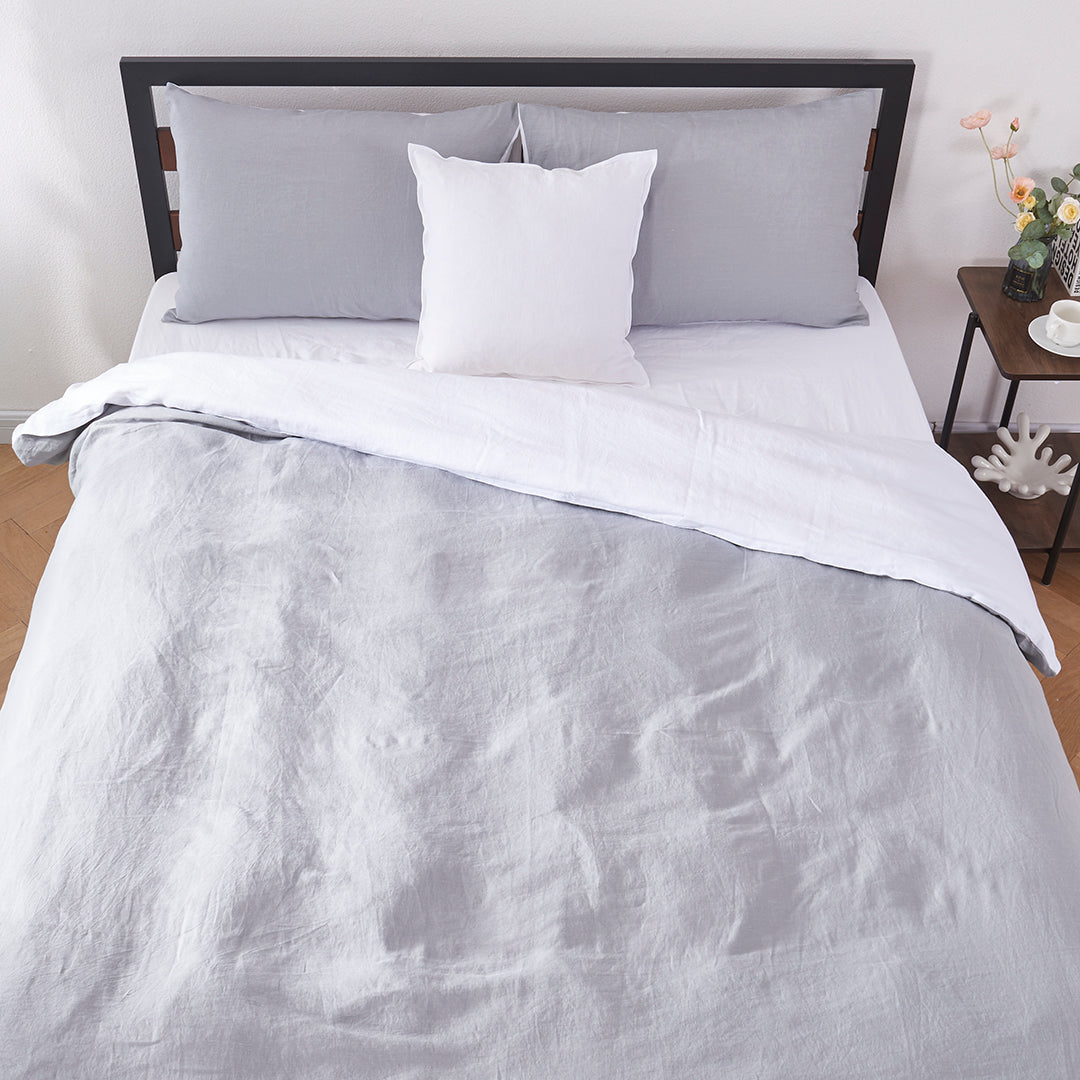 Two Tone Alloy Gray and White Linen Duvet