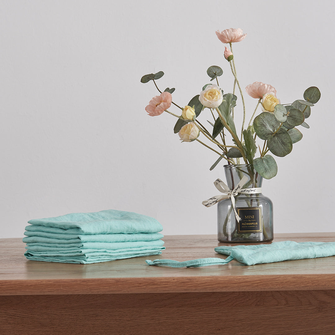 Stack of Aqua Green Linen Plain Napkin Set